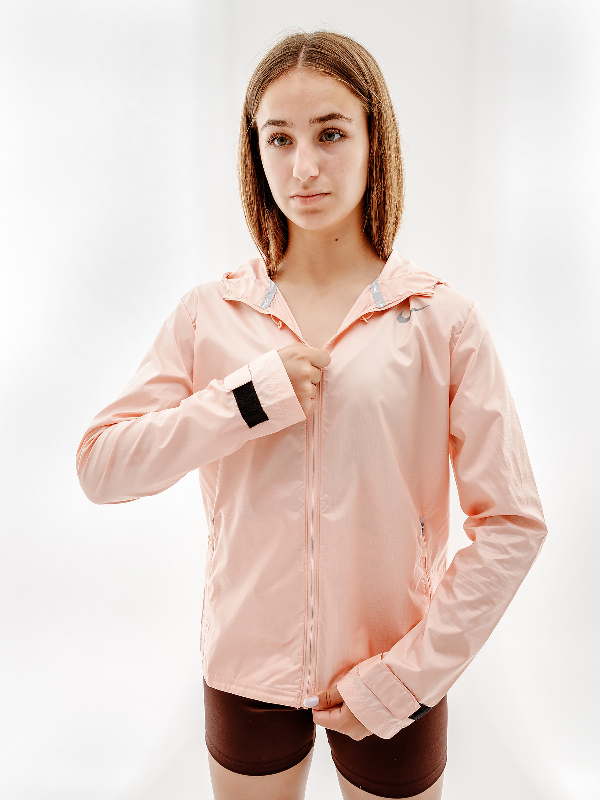 Вітровка Nike W NK ESSENTIAL JACKET CU3217-800