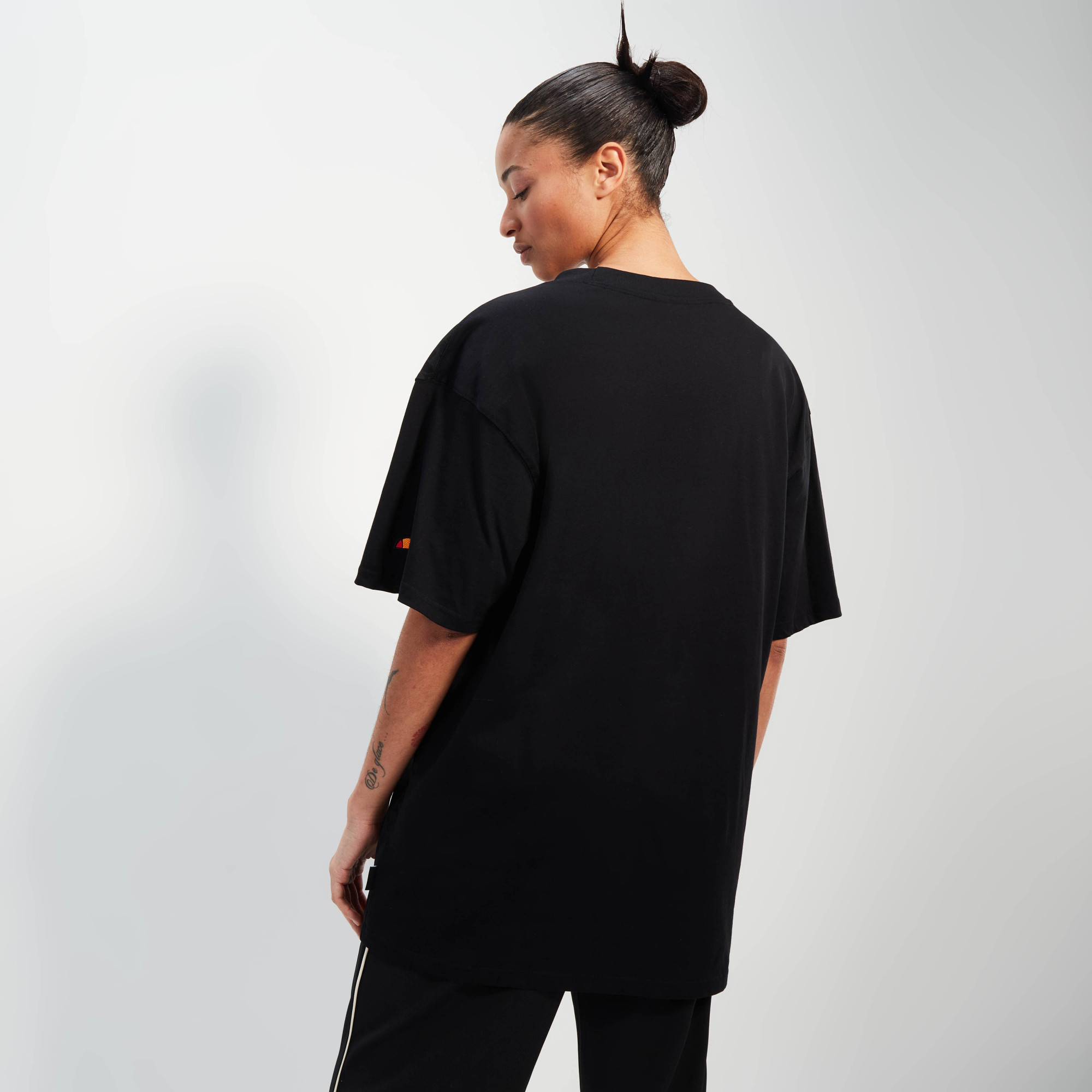 Футболка Ellesse Tee Shirt SUT19254-011 1