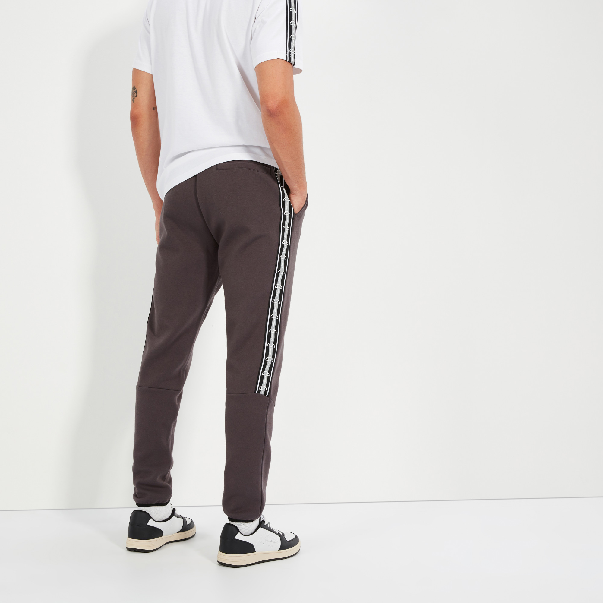 Штани Ellesse Speciale Track Pant SXT19101-103