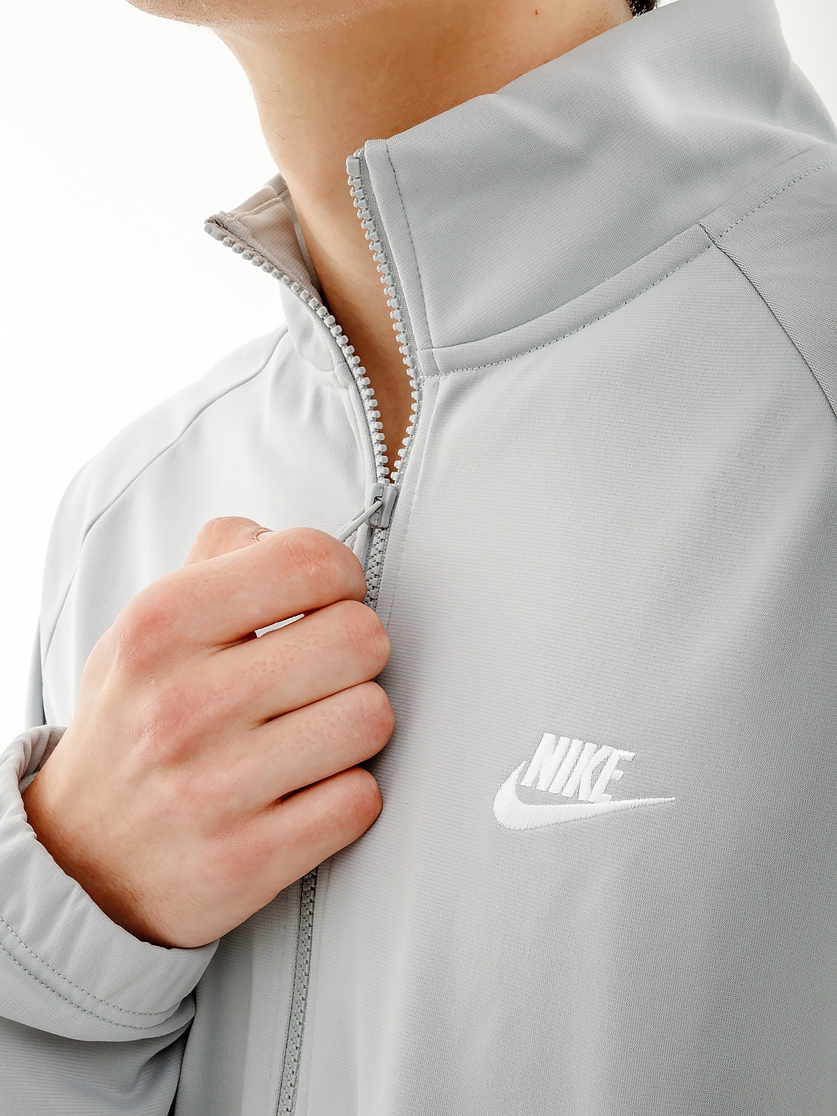 Спортивний костюм Nike CLUB SUIT FB7351-077 1