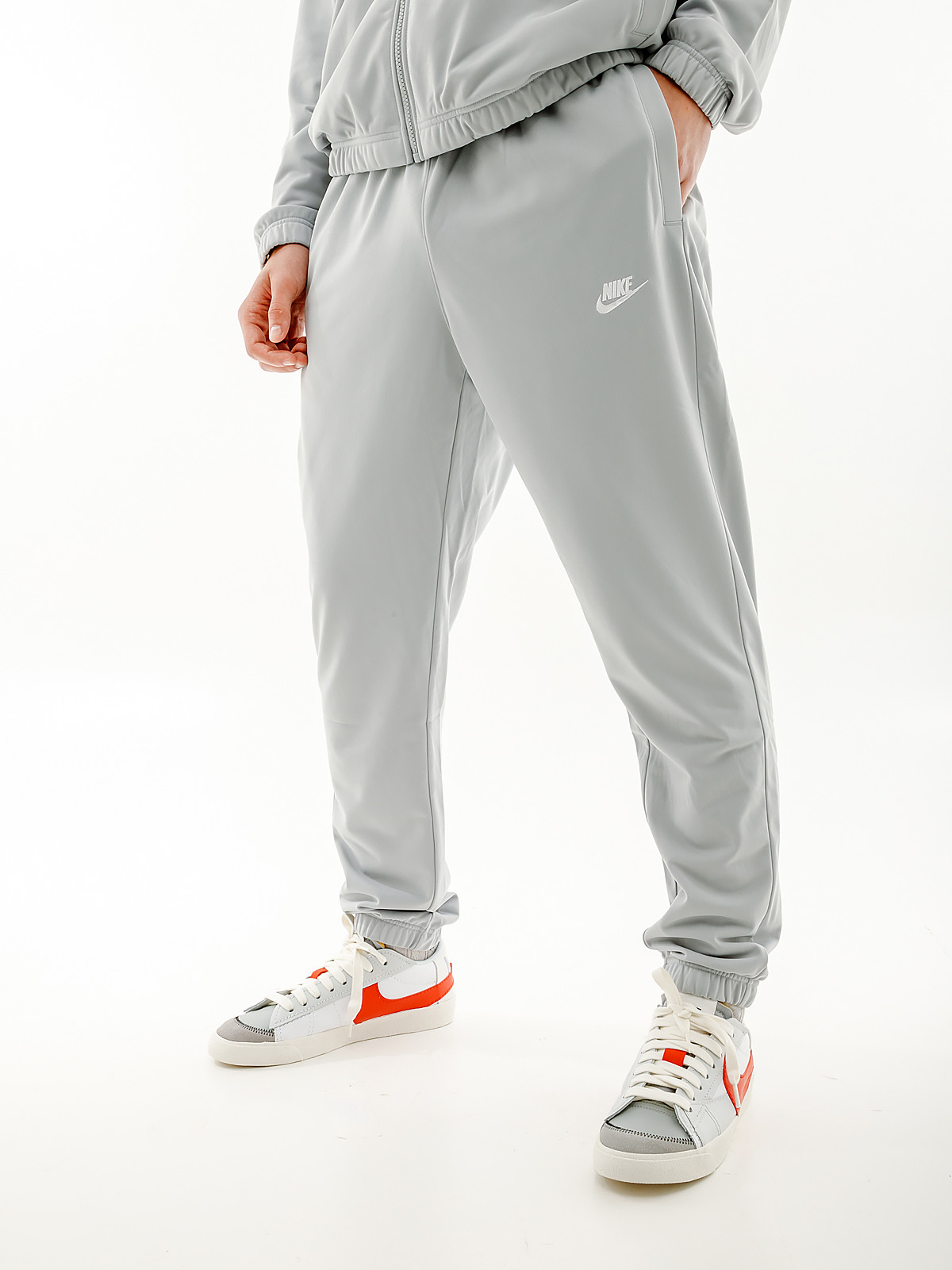 Спортивний костюм Nike CLUB SUIT FB7351-077 1