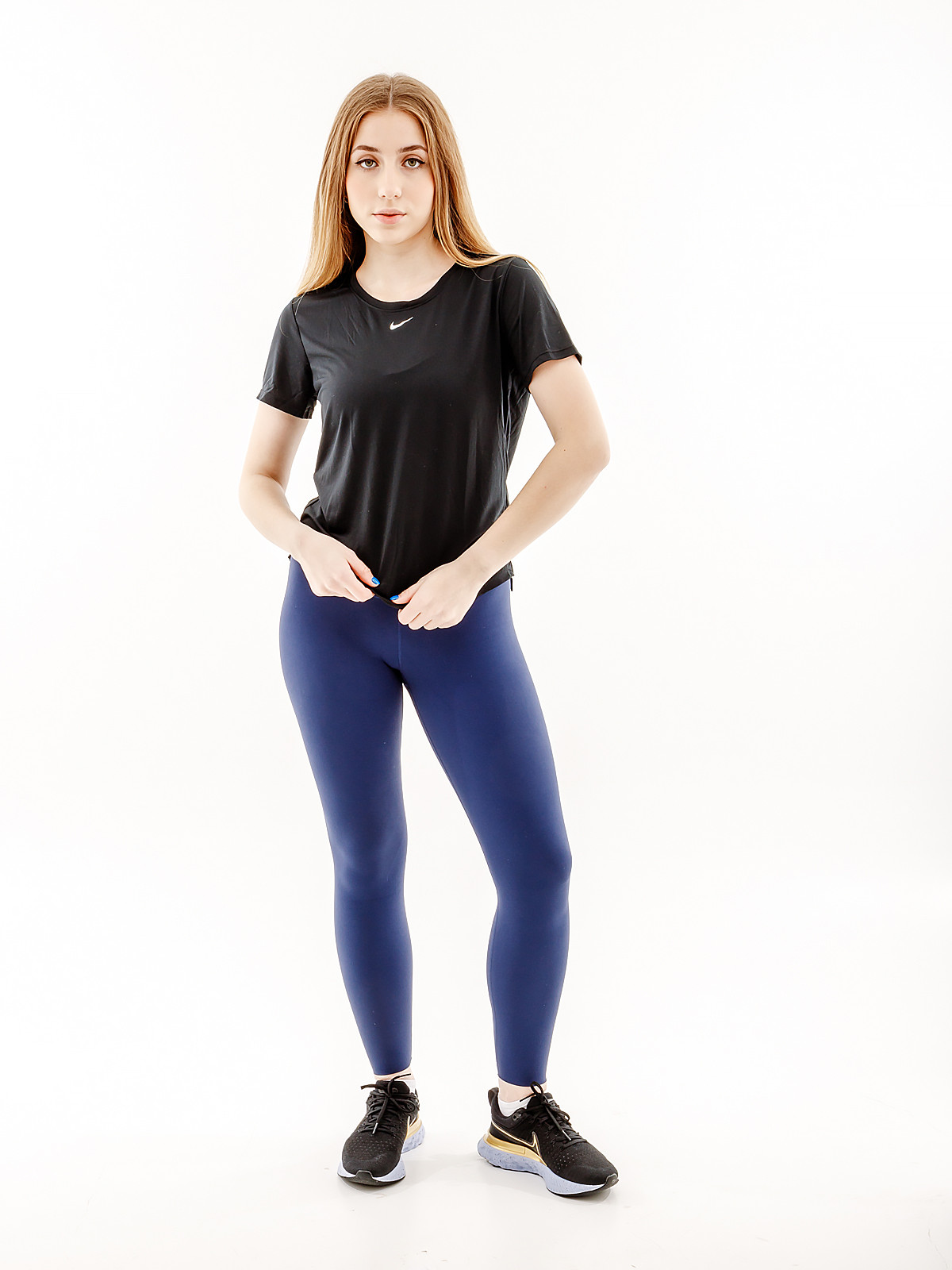 Футболка Nike ONE TOP DD0638-010