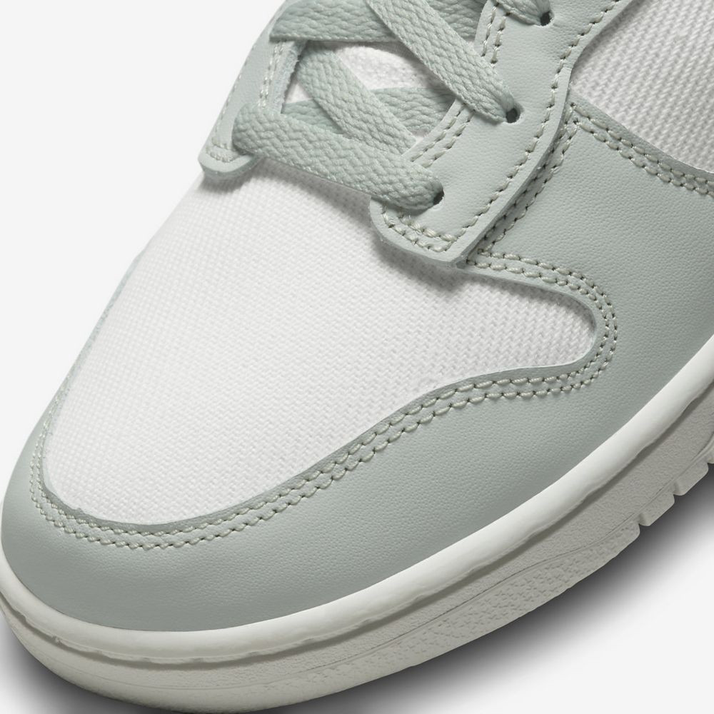 Кросівки Nike DUNK HIGH SE (GS) DV1724-100