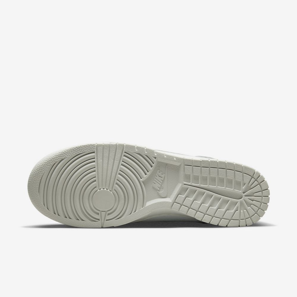 Кросівки Nike DUNK HIGH SE (GS) DV1724-100