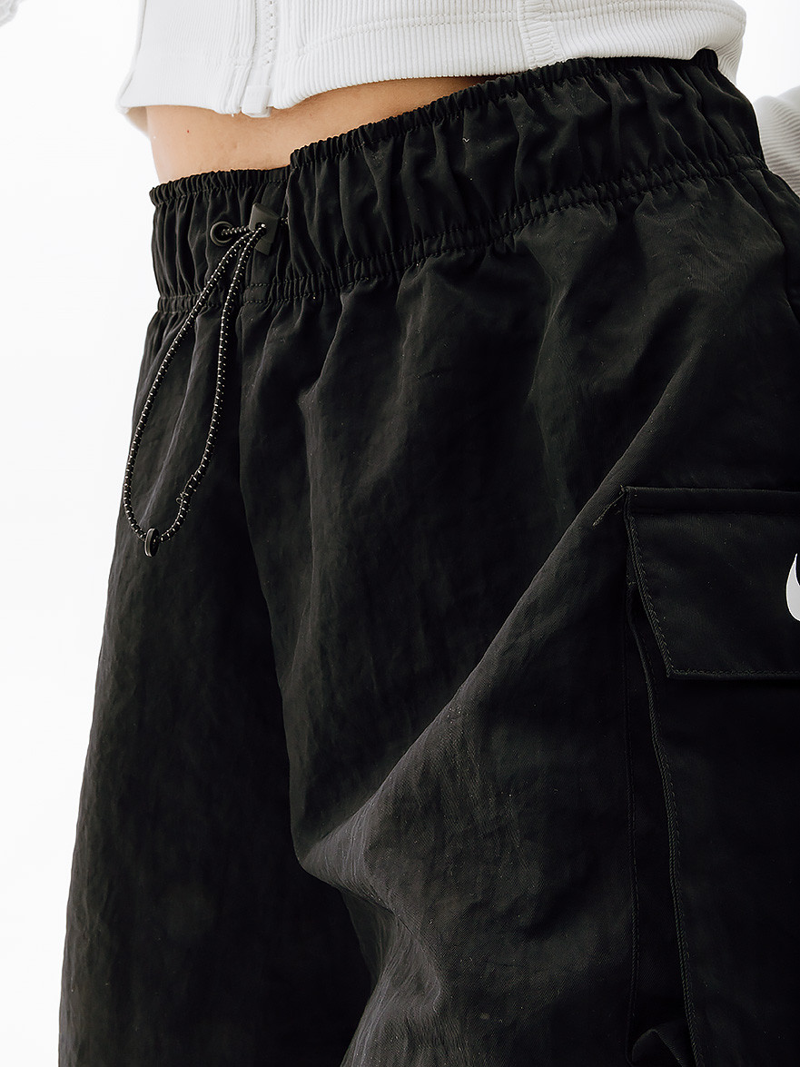 Шорти Nike W NSW ESSNTL WVN HR SHORT DM6247-010