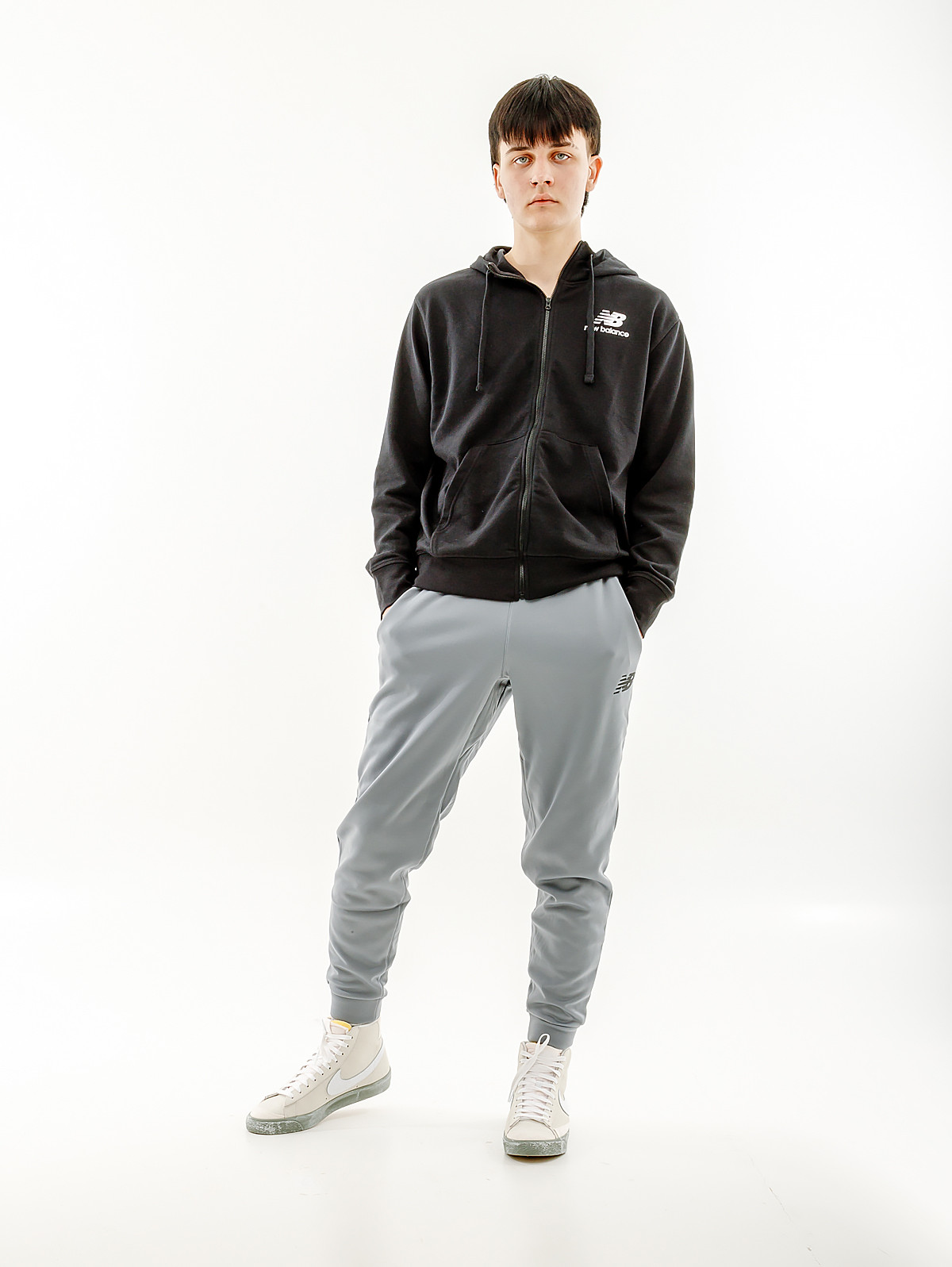Штани New Balance чол Tenacity Perf MP23022GNM