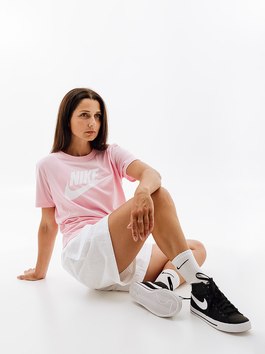 Футболка Nike W NSW TEE ESSNTL ICN FTRA DX7906-690