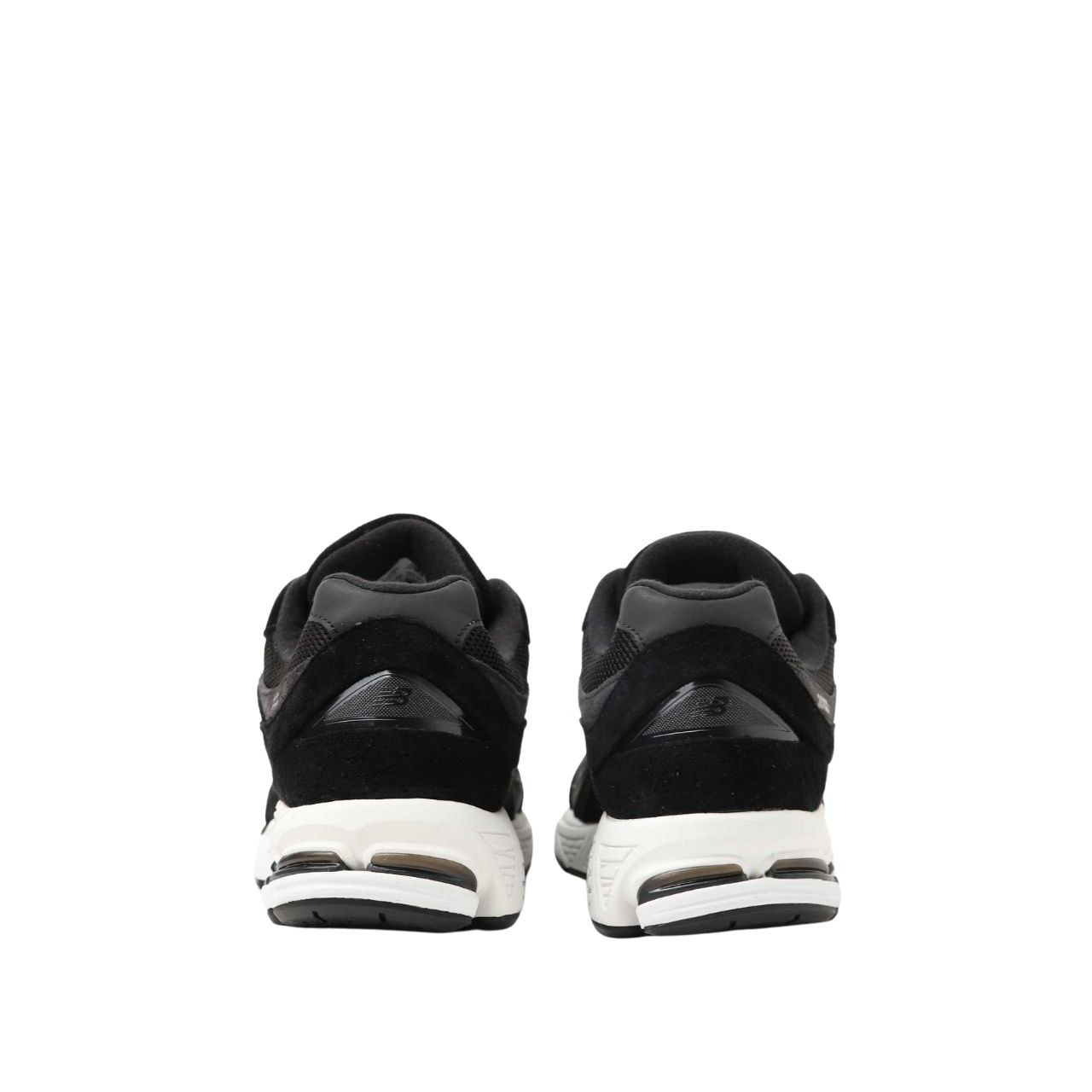 Кросівки New Balance M2002R V1 чоловічі M2002RBK (Розмір: M2002RBK