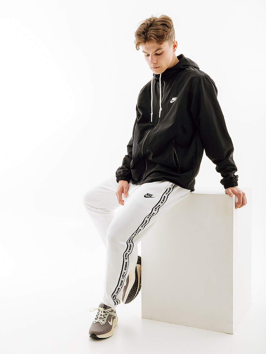 Куртка Nike CLUB FB7397-010 1