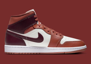 Кросівки JORDAN WMNS AIR 1 MID BQ6472-200