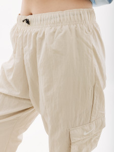 Штани Nike CARGO DO7209-104