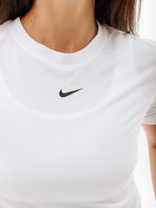 Футболка Nike W NSW TEE ESSNTL SLIM CRP LBR FB2873-100