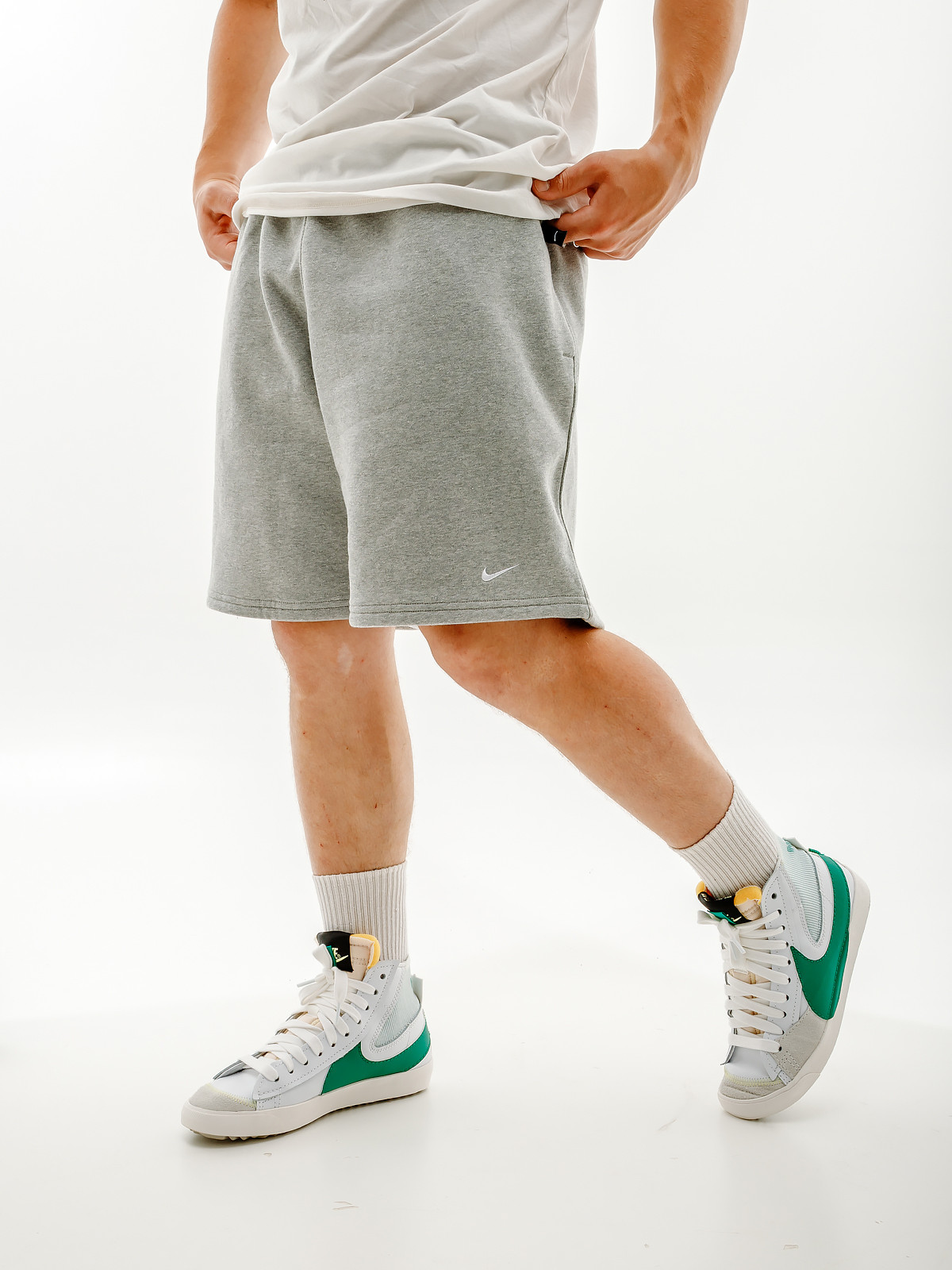Шорти Nike U NRG SOLO SWOOSH FLC SHORT DV3055-063 1 4