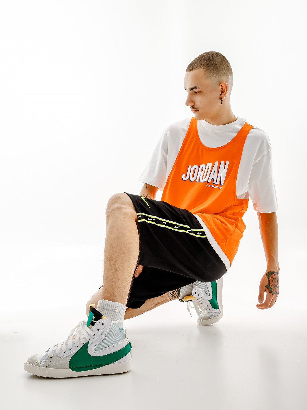 Шорти Nike M NSW REPEAT SW PK SHORT FJ5281-010 1