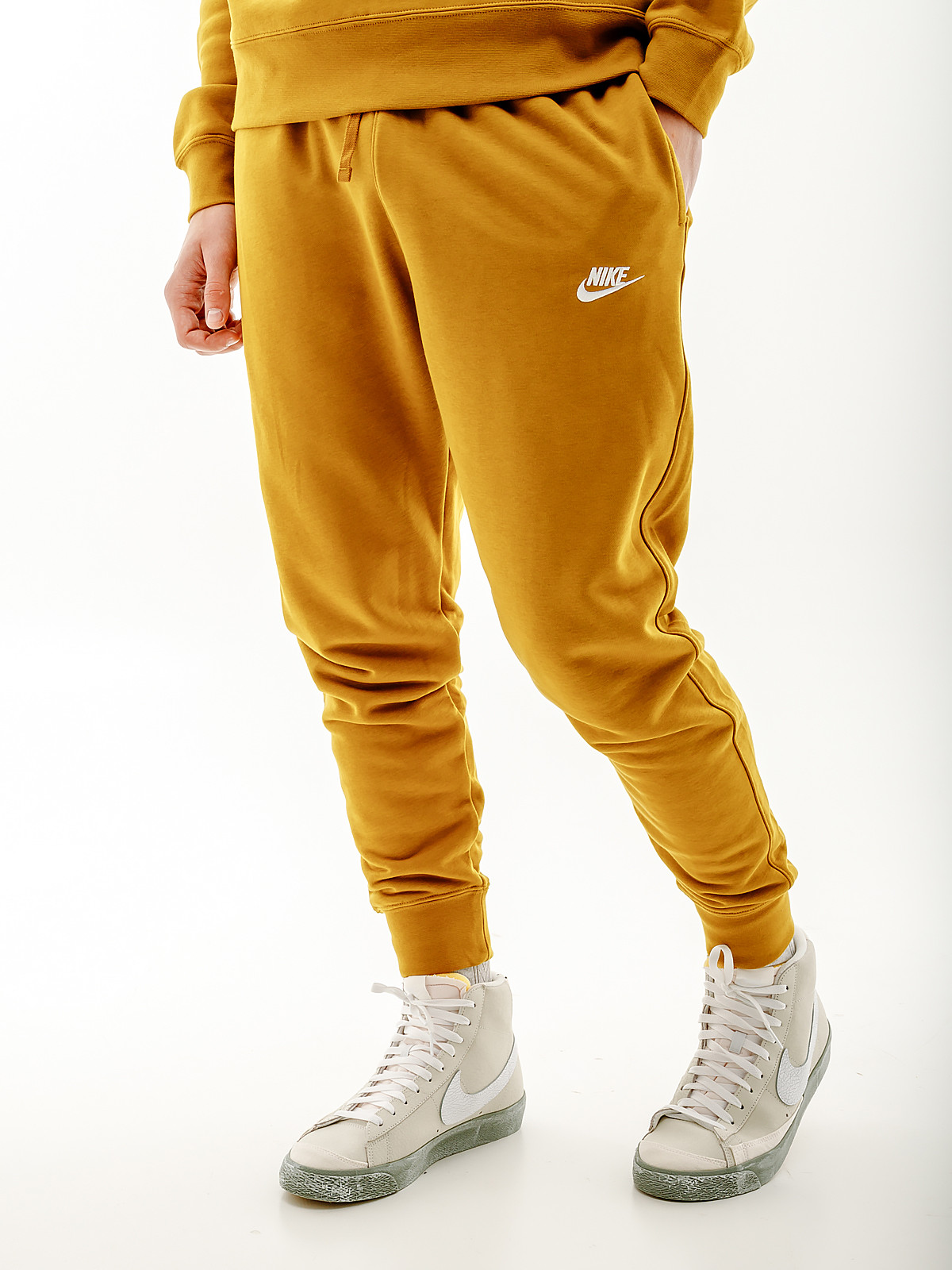 Штани Nike CLUB JGGR FT BV2679-716