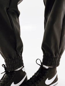 Штани Nike W NSW SWSH PANT WVN FD1131-010