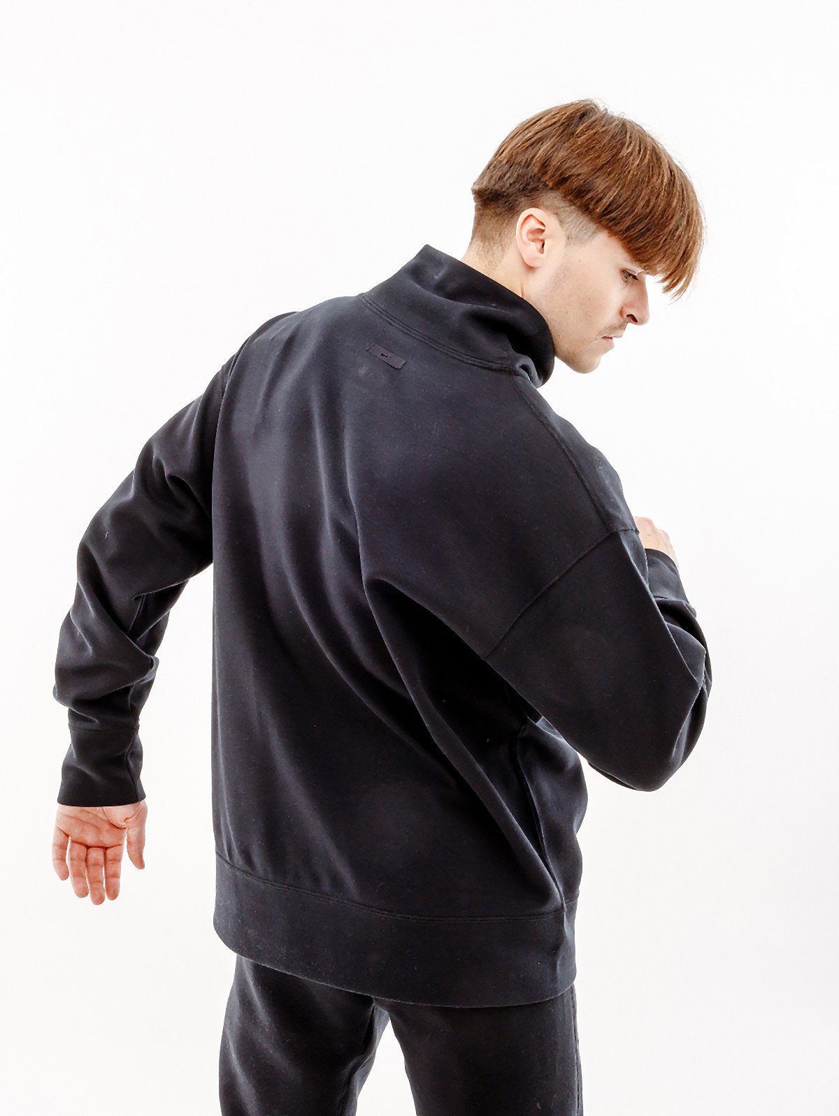 Кофта Nike TURTLE NECK FB8169-010 1