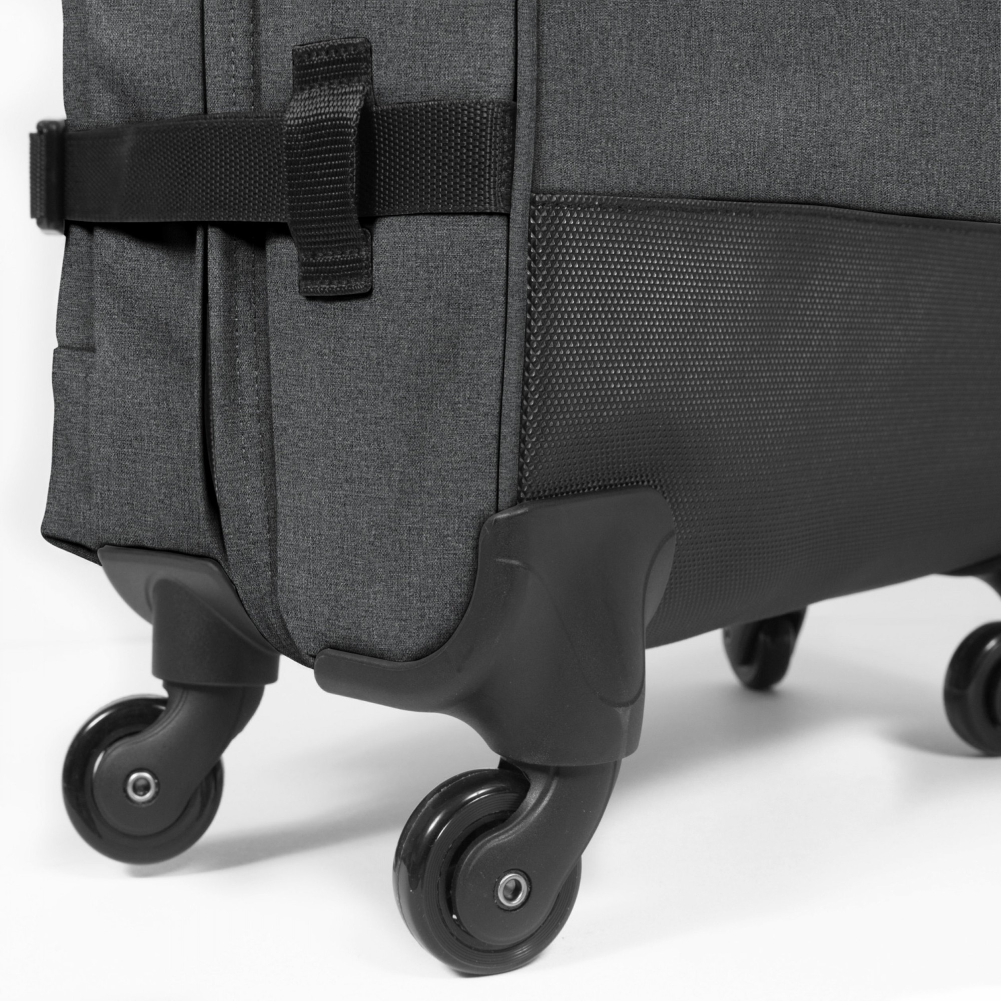 Валіза Eastpak TRANS4 S EK00080L77H