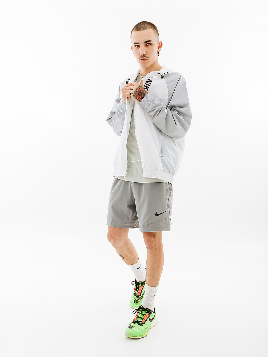 Вітровка Nike M NSW HYBRID LTWT WR FB1627-100