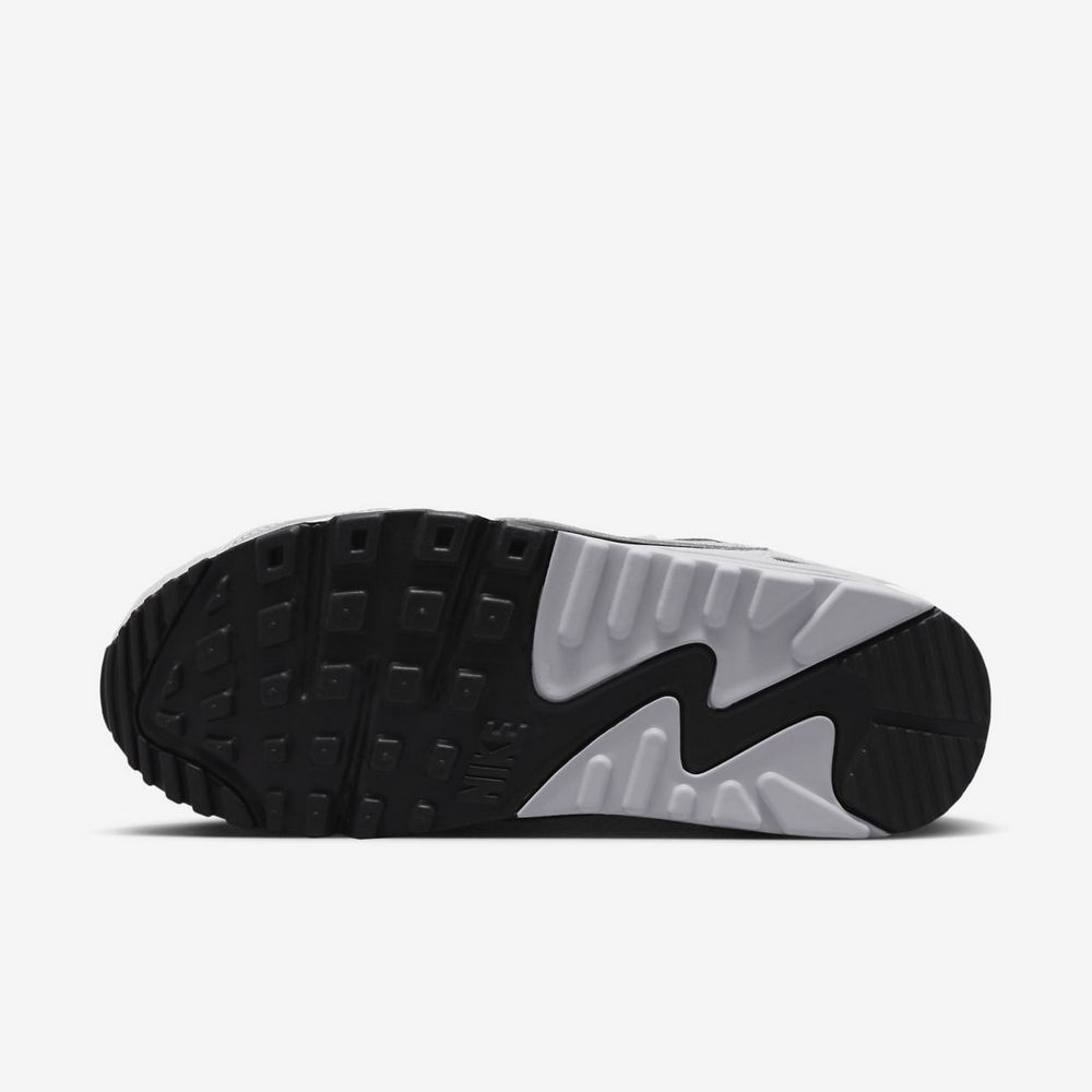Кросівки Nike WMNS AIR MAX 90 FUTURA FN7777-001