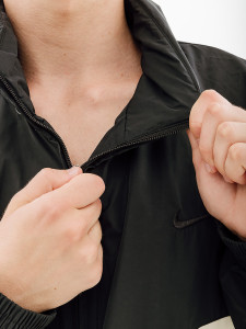 Куртка Nike SWOOSH FB7877-010 1 3