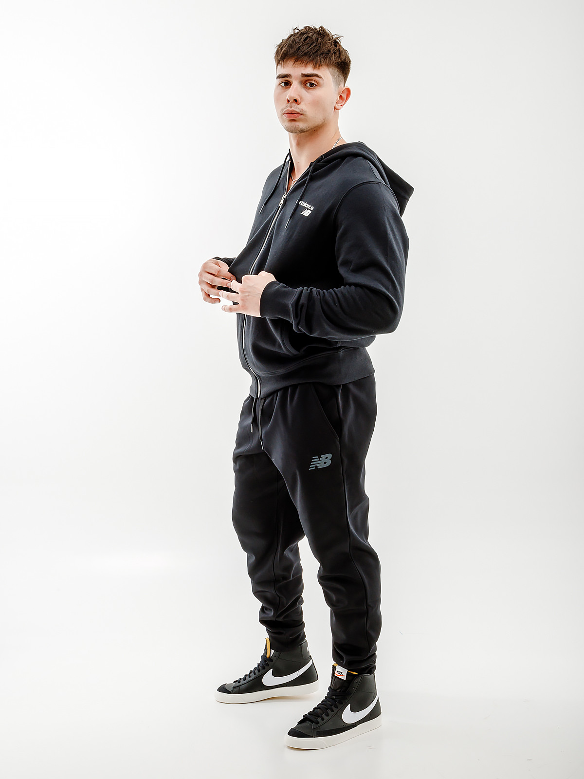 Кофта New Balance Classic CF FZ MJ03907BK