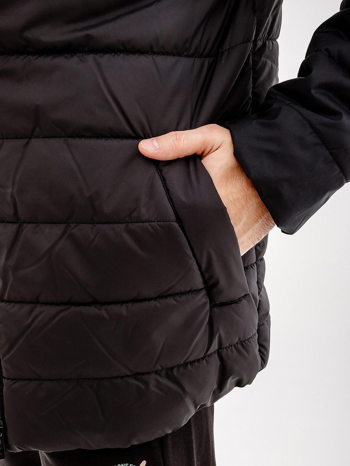 Куртка PUMA ESS+ Padded Jacket 84934901 1 4