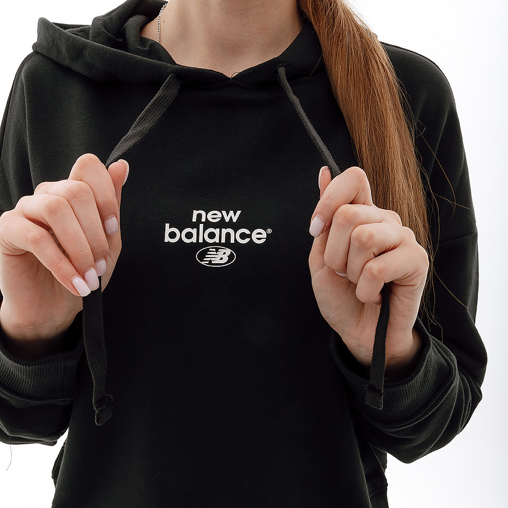 Кофта New Balance Essentials Reimagined Arch. WT31509BK