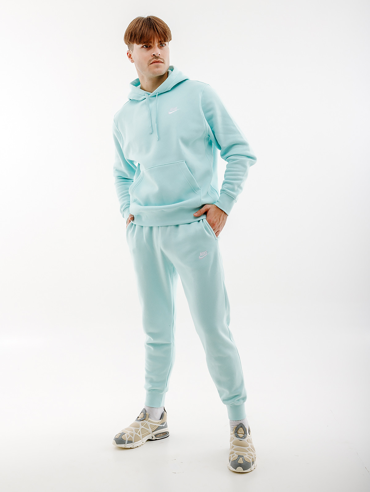 Кофта Nike CLUB HOODIE PO BB BV2654-346 1