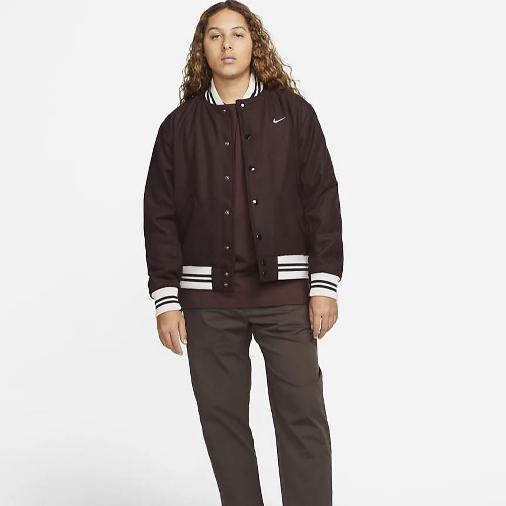 Футболка Nike NSW CLUB TEE AR4997-227