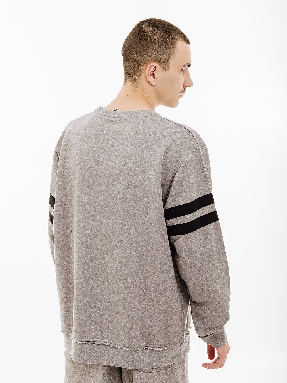 Толстовка Ellesse Vivar Sweatshirt SHV20028-112