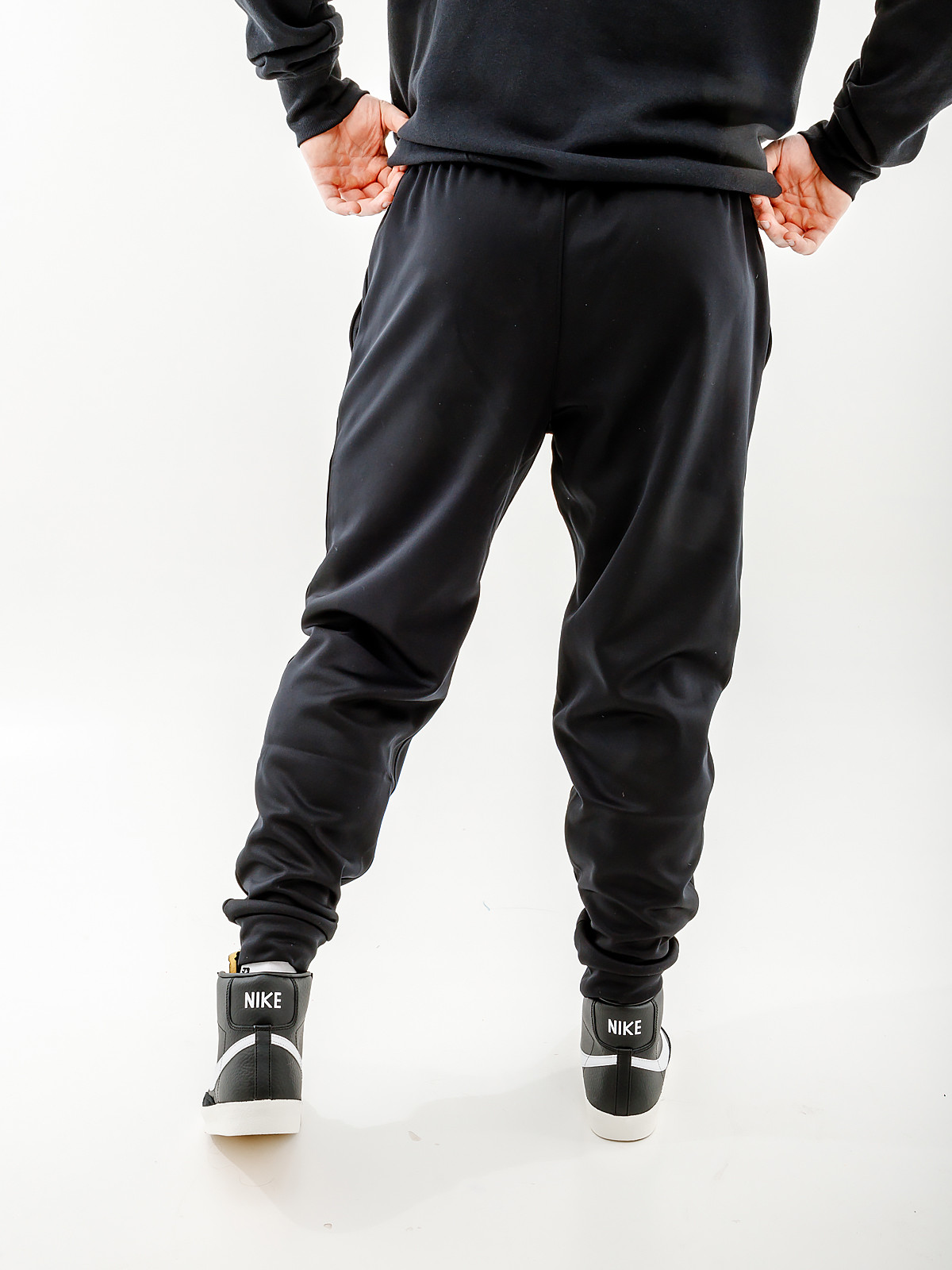 Штани New Balance Tenacity Performance MP23022BK