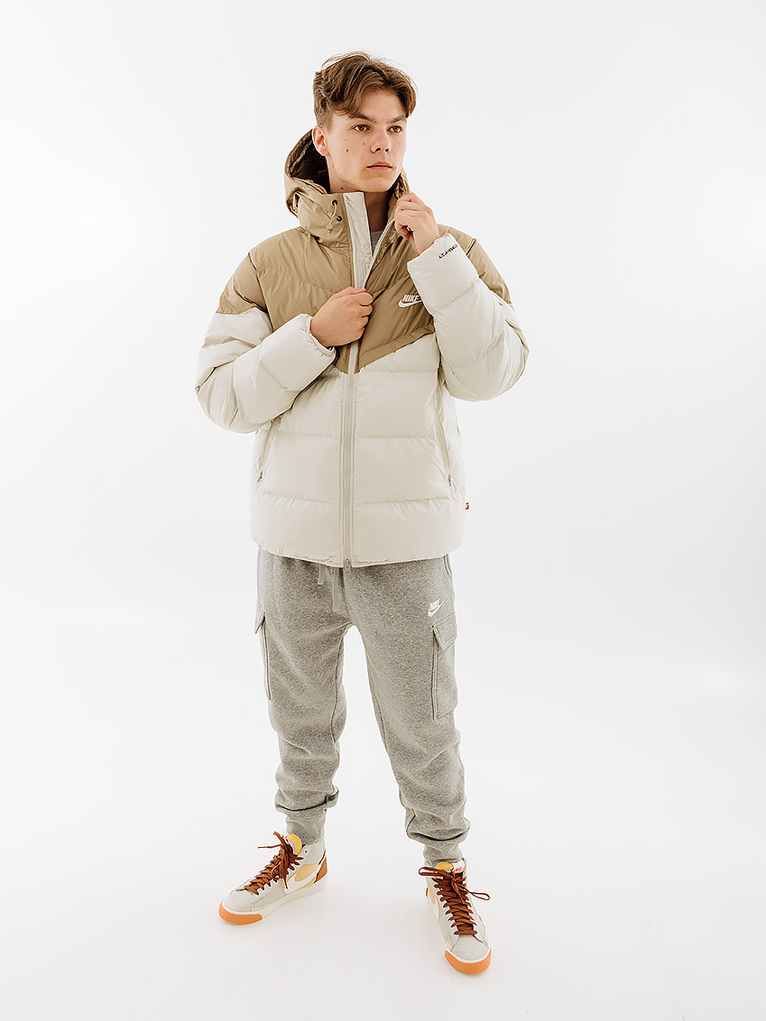 Куртка Nike FB8185-247