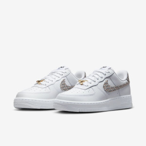 Кросівки Nike WMNS AIR FORCE 1 LX DZ2709-100
