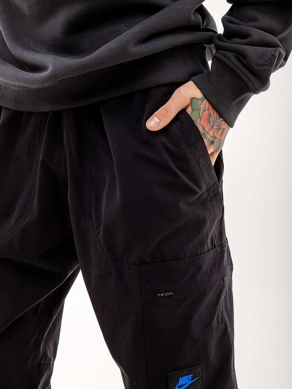 Штани Nike M AIR MAX WVN CARGO PANT FV5594-010 2