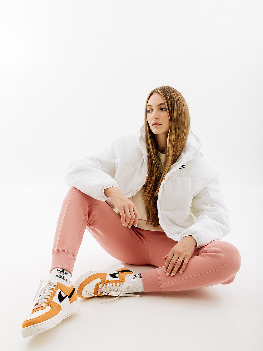 Куртка Nike CLSC PUFFER FB7672-100