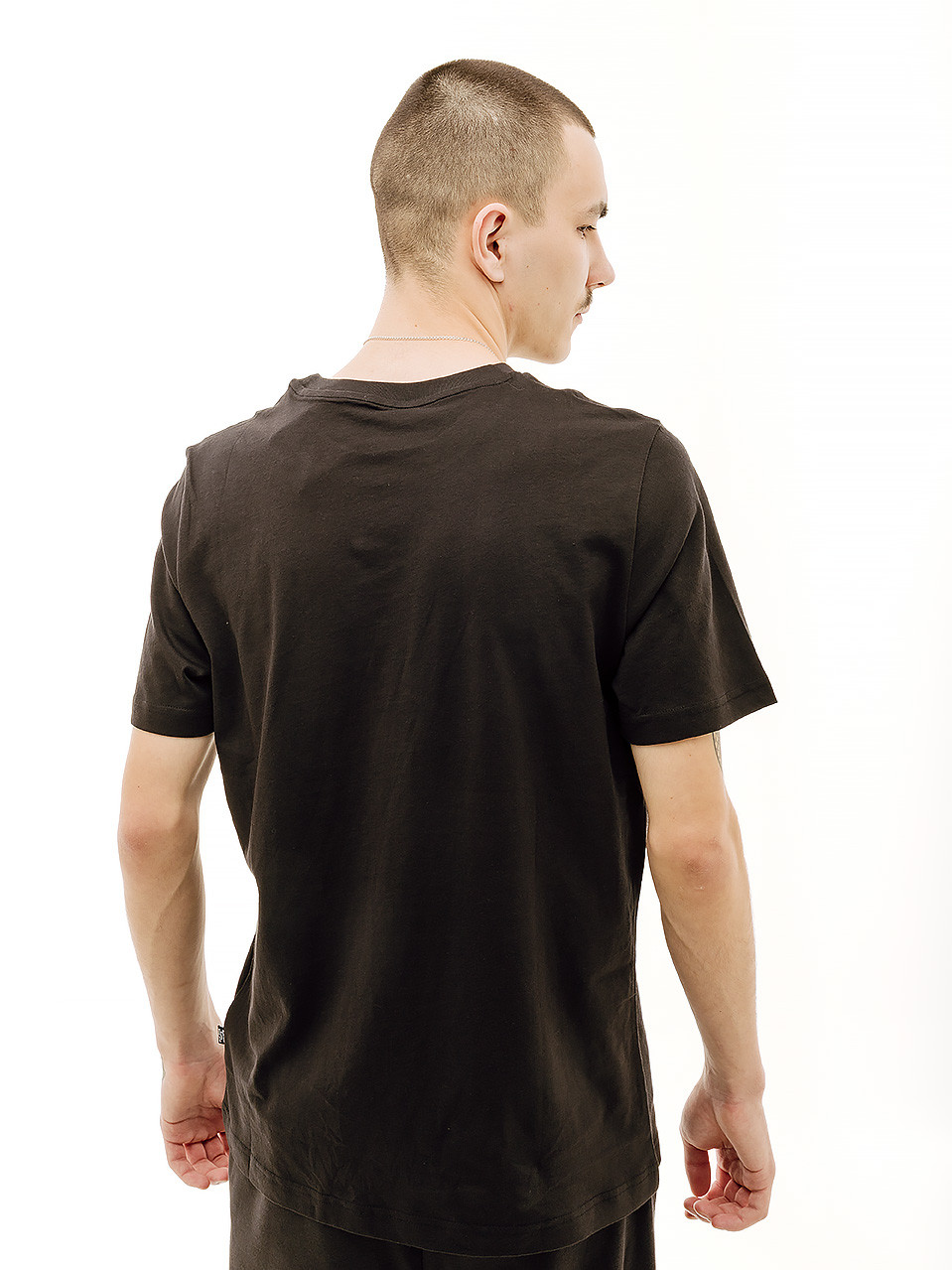 Футболка Puma GRAPHICS Photoprint Tee 68018001 1 4