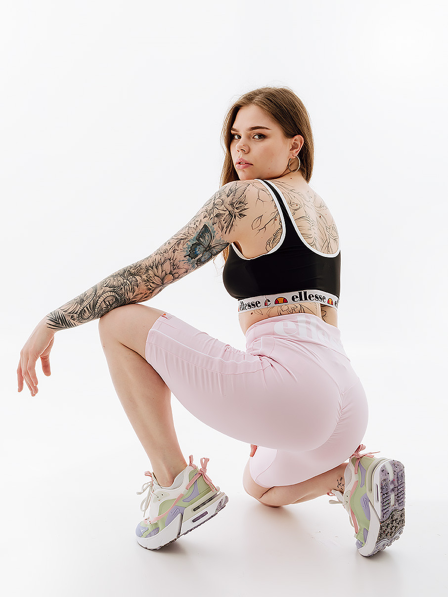 17-06.07.23-El-W1