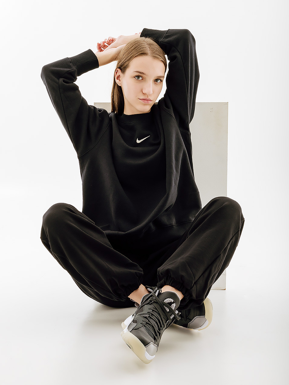 Кофта Nike NS PHNX FLC OS CREW DQ5733-010