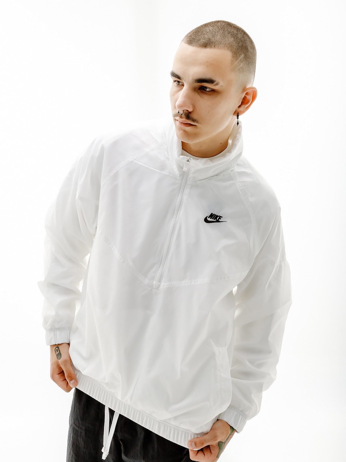 Вітровка Nike M NK WR ANORAK JKT DQ4910-100
