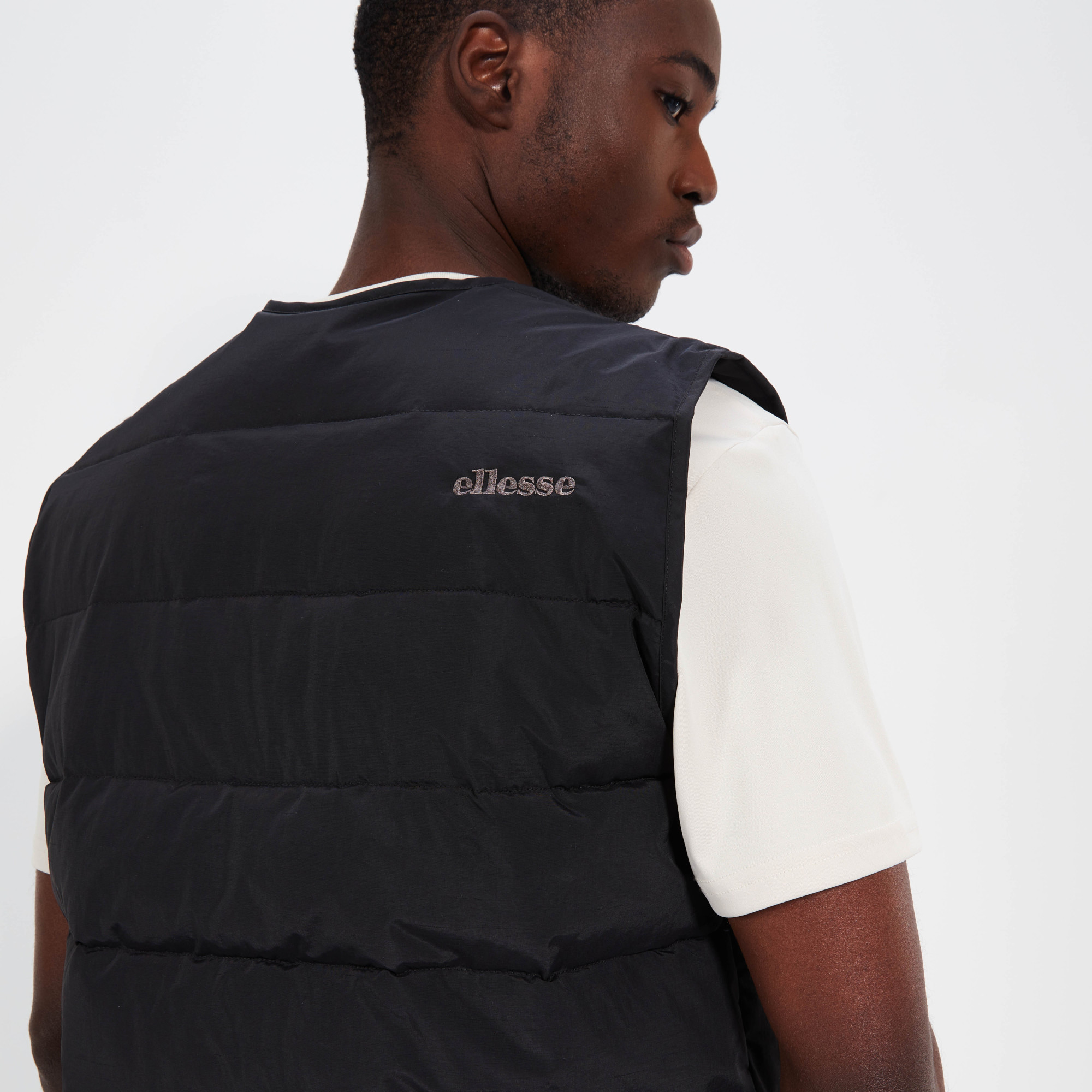 Жилетка Ellesse Medici Gilet SHT19016-011