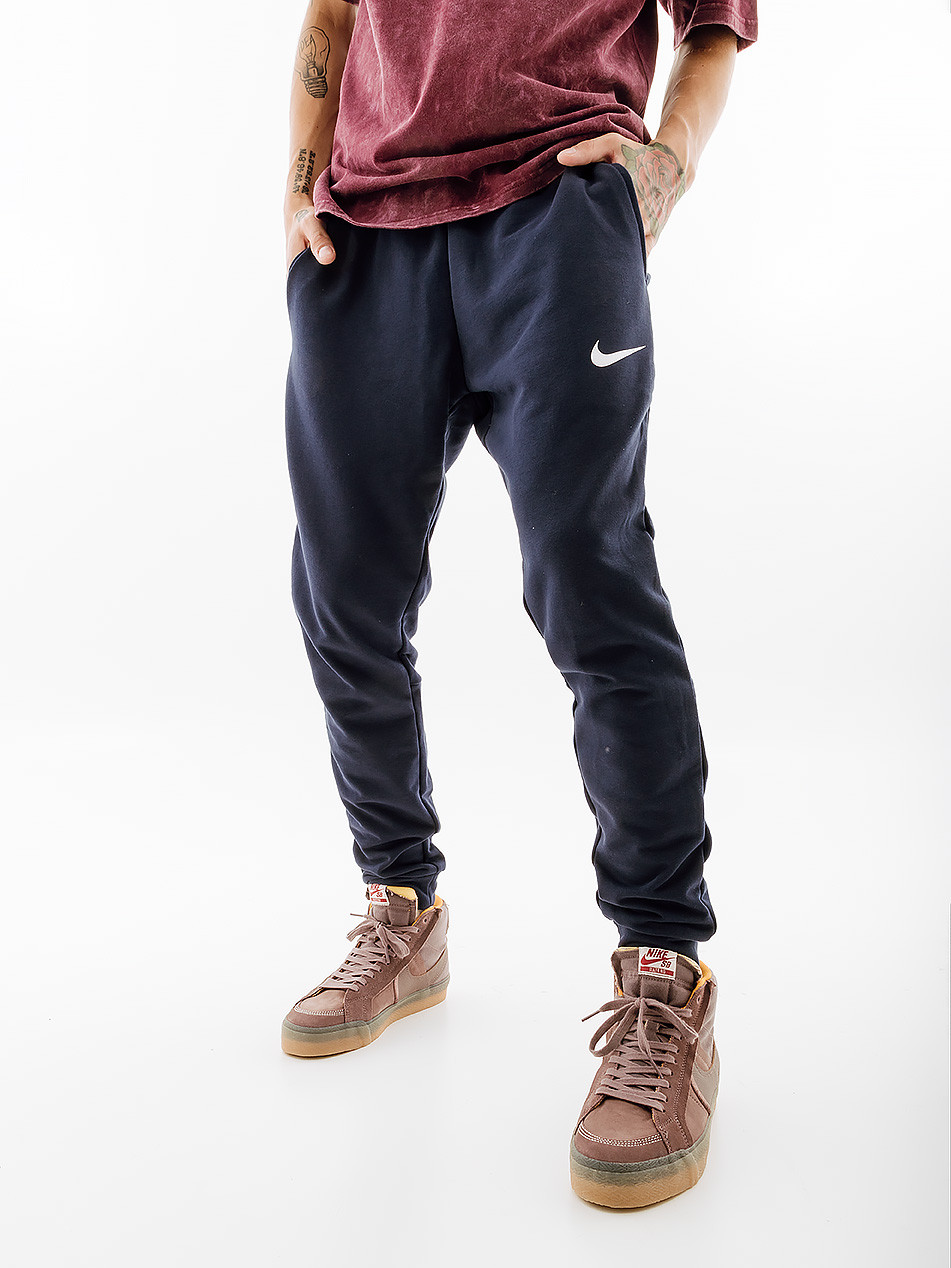 Брюки чоловічі Nike Dri-Fit Tapered CZ6379-451