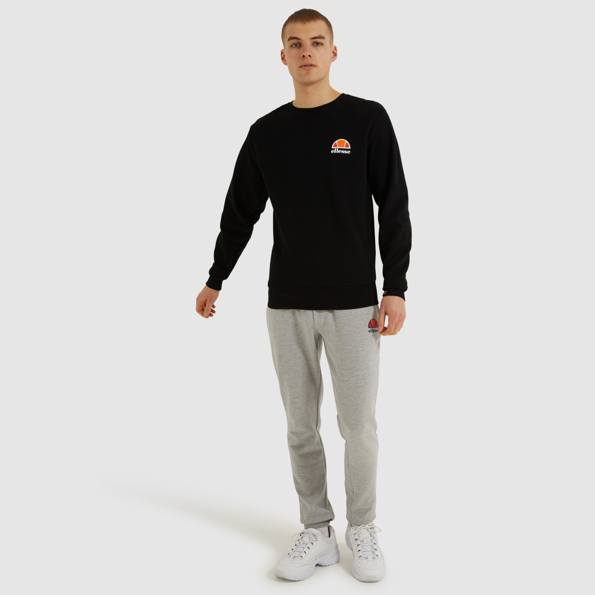 Світшот Ellesse Diveria Sweatshirt SHS02215-001 1
