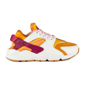 Кросівки Nike WMNS AIR HUARACHE DO6720-100